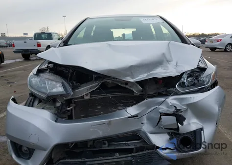 2015 Honda Fit Ex/Ex-L z USA, uszkodzony, nr VIN 3HGGK5H84FM705830